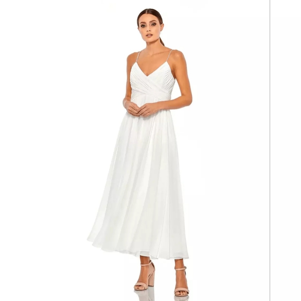 IEENA FOR MAC DUGGAL  Elegant White Midi Dress